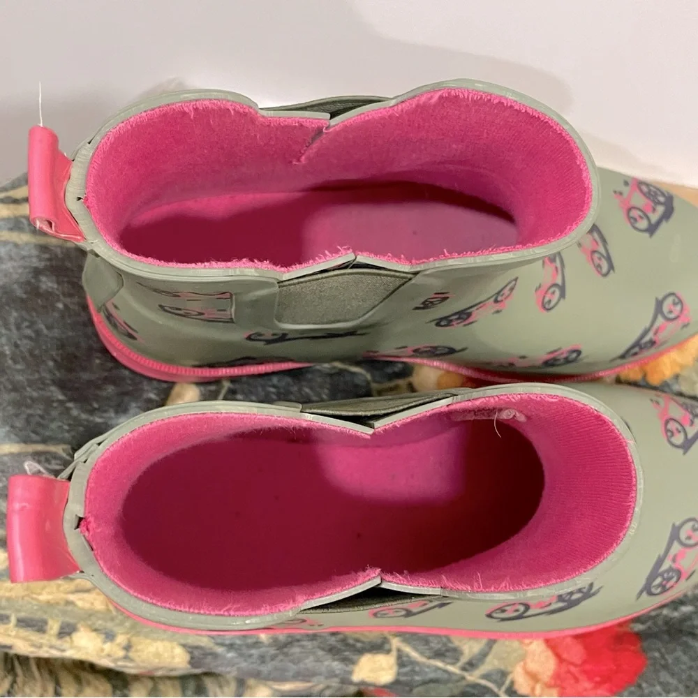 Anthropologie Colloquial Chelsea Rain Booties Size 9